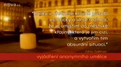 Balíky slámy v Praze jsou dílem umělce. Policie ale pochopení nemá