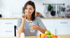Vitamíny jsou v zimě důležité. První si dejte už se snídaní
