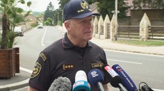 Zeman se sešel se šéfem hasičů Vlčkem. Poděkoval mu za zásah v Českém Švýcarsku