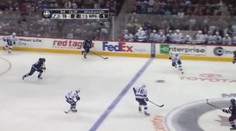 VIDEO: Báječný Stamkos dal v NHL 60 gólů! Odnesl to pěnou na holení v obličeji