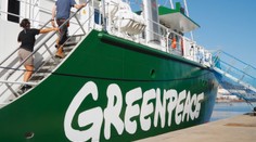 Aktivisté Greenpeace obsadili věž dolu Frenštát