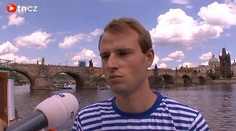 ROZHOVOR S HRDINOU! Tento muž zachránil topící se ženu z Vltavy!