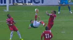 VIDEO: Střihnul ve vzduchu nůžkami a byl z toho nádherný gól