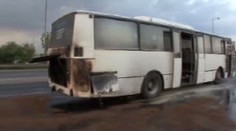 Autobus v plamenech!