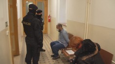 Podle policie zabil roční batole! Muže dnes soudce poslal do vazby