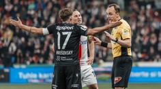 Červená karta pro Chorého oprávněná, tvrdí komise. Úmysl se ale neprokázal