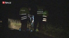 V příkopě ležel mrtvý cyklista! NĚKDO HO SRAZIL?