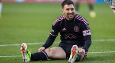 Srdečné gesto. Messi uprostřed dopravní zácpy potěšil fanouška