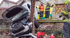 Na policisty čekalo po nehodě překvapení. 92letý šofér nevlastnil řidičák