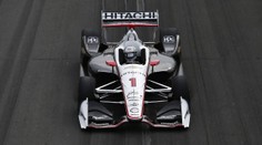 Domácím hvězdám vypálil rybník Newgarden. Jezdce potrápil déšť