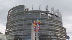 Právo na opravu a konec kazítek. Začala poslední schůze nynějších europoslanců