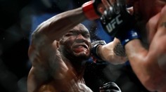 Usman zlomil Covingtonovi čelist, Volkanovski udolal Hollowaye