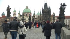 Karlův most zabodoval v světovém žebříčku. Přitáhne 12 milionů lidí ročně