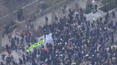 Britové vyšli do ulic kvůli zavražděné ženě. Policie demonstranty zatýkala