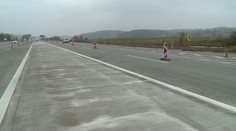 Otevřeli další úsek dálnice D1! Mohly by tu přistávat i stíhačky