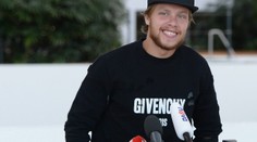Miliarda? Včera jsem si koupil kuře za 8 dolarů, smál se Pastrňák