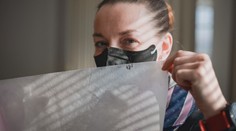 Na koronavirus, ale i popáleniny. Čeští vědci vyvinuli převratná vlákna