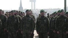 Stovky českých vojáků se vrátily z nasazení v zahraničí. Za službu dostaly ocenění