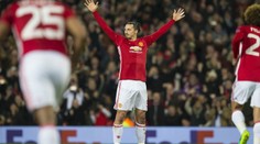 Šourák, do prázdné, penalta. Zlatan hattrickem sestřelil St. Étienne!