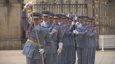 Na Pražském hradě se konal Den ozbrojených sil. Vystoupila i hudba Hradní stráže