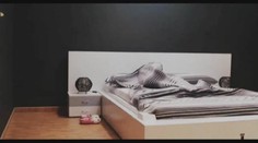 Tahle postel se sama ustele! Podívejte se