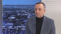 Úspěšnost nové hospodářské strategie vlády bude záviset na mnoha faktorech, tvrdí ekonom
