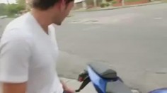 STRAŠNÁ NEHODA: Výbuch auta, motorka na odpis a zničený osobák!