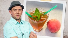 Osvěžující recept Ládi Hrušky: Broskvový ledový čaj