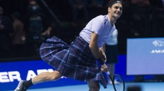 VIDEO: Federerovu nahotu zakryl kilt! Hrál opravdu naostro?