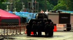 VIDEO: Bangkok se stal válečnou zónou, 16 mrtvých