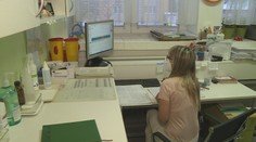Očkování zdravotníků nabírá zpoždění, registrace zatím nefungují!