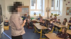 Školstvím otřásá skandál! Falešná učitelka působila ve škole 10 let
