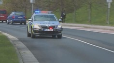 Řidič zběsile ujížděl před policií. Celou honičku natáčel spolujezdec