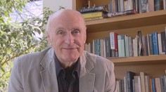 Překladateli Shakespeara je 80 let. Nejvíc mě těší vnoučata, říká Hilský