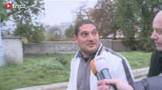 BRUTÁLNÍ útočník z metra dopaden! Je ale na svobodě!