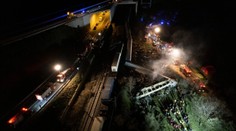 Přednostovi stanice hrozí za tragickou srážku vlaků v Řecku doživotí