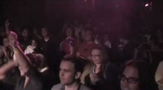 VIDEA: Hra na imaginární kytaru. Češi se chystají na šampionát