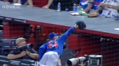 Zákrok snů. Baseballista lapil míček, ale riskoval zmrzačení
