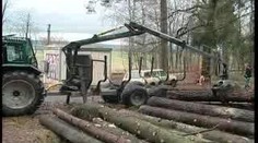 Vichr pozlobil Česko, v neděli hrozí pokračování
