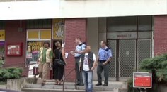 Policisté pátrají po muži, který vykradl poštu