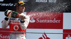 Monzu ovládl Hamilton, lídr šampionátu Alonso dojel třetí