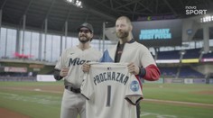 Velká pocta pro Procházku! V Miami dostal dres, pak přišel velký moment
