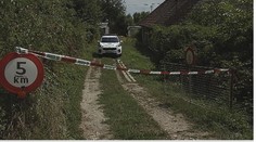 Muž zbil souseda a uvláčel ho za autem k smrti! Kvůli hudbě