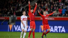 Momenty 10. kola Bundesligy: Padly góly z velké dálky i krásná trefa z přímáku