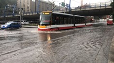 Bouřky udeřily znovu! V Praze v sobotu zabily nejméně jednu ženu