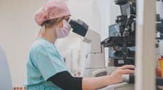 Chcete dítě, ale ještě není ten správný čas? Mrazení vajíček je stále populárnější