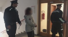 Hazard a dluhy. Vedoucí obchodu si podle policie ulila dva miliony!