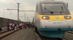 Sebevrah si lehl na koleje, smetlo ho Pendolino