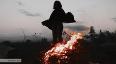 V Antioquii, kde zavraždili Annu, zemřela i Daniela (†31). Začala hořet při rituálu