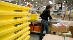 Amazon zvyšuje mzdy! I řadoví zaměstnanci dostanou o tisíce víc